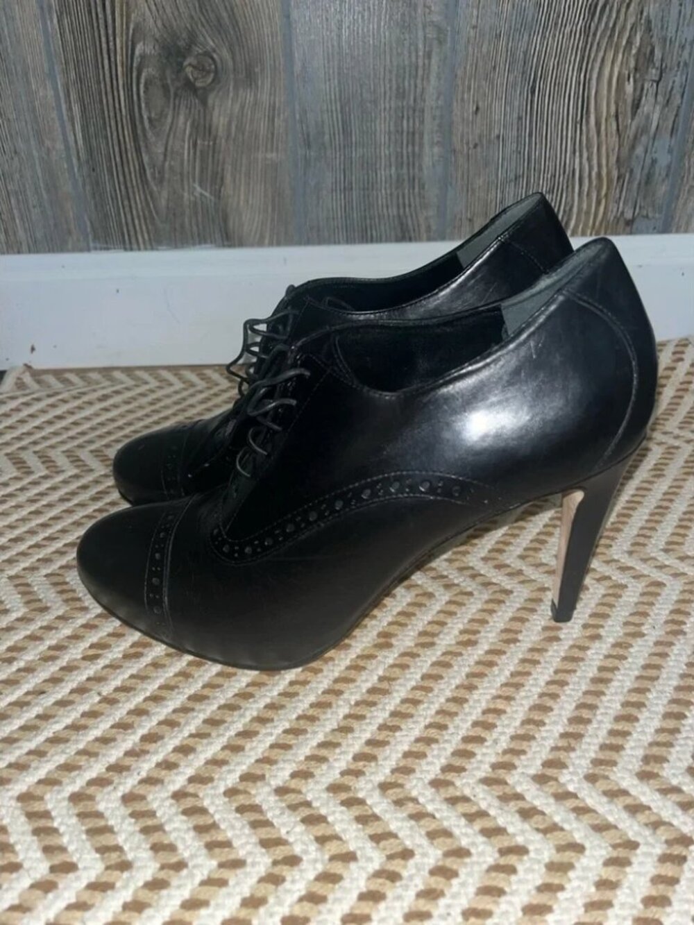 Cole Haan x Nike Air Classic Oxford Lace-Up w/ 3” Heel - Size 7